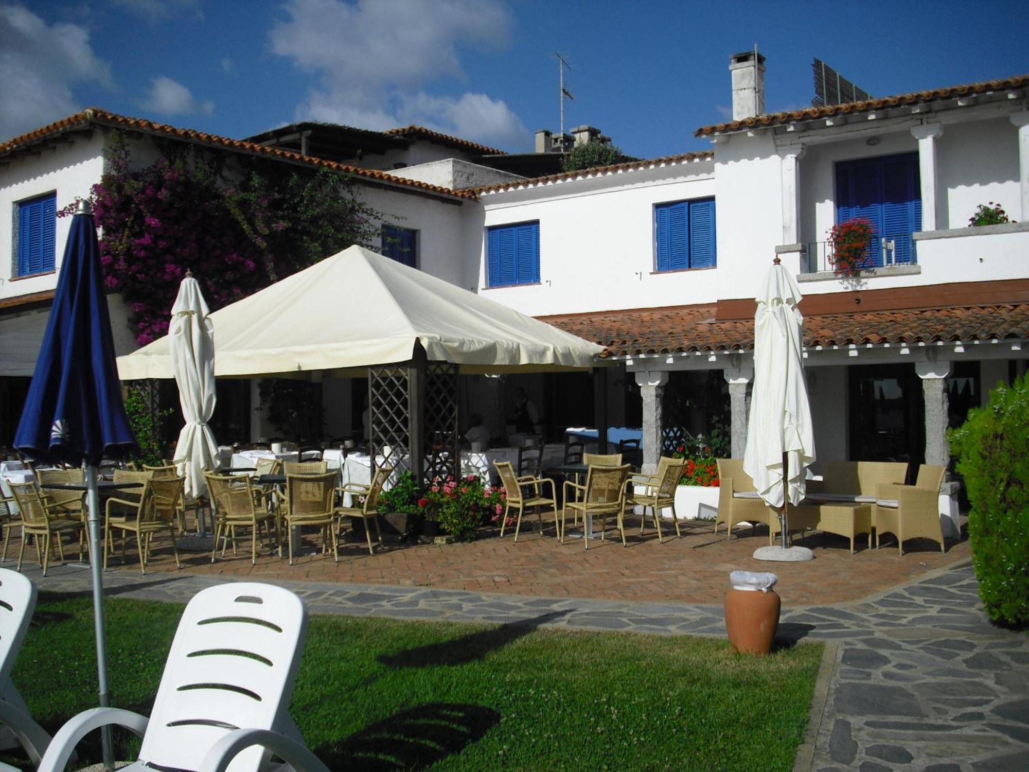 Ihr Hotel San Paolo Porto San Paolo  Exteriör bild