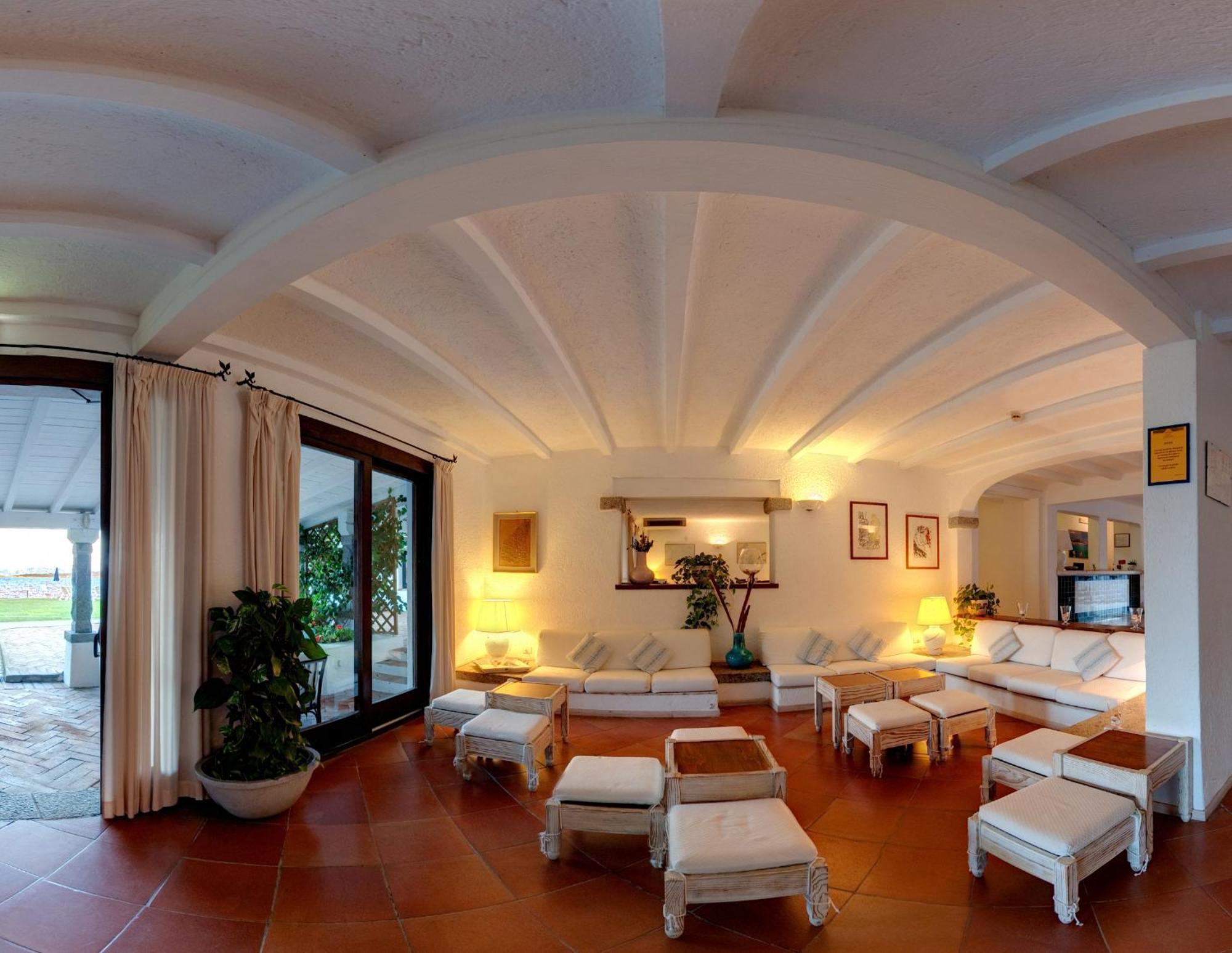 Ihr Hotel San Paolo Porto San Paolo  Exteriör bild